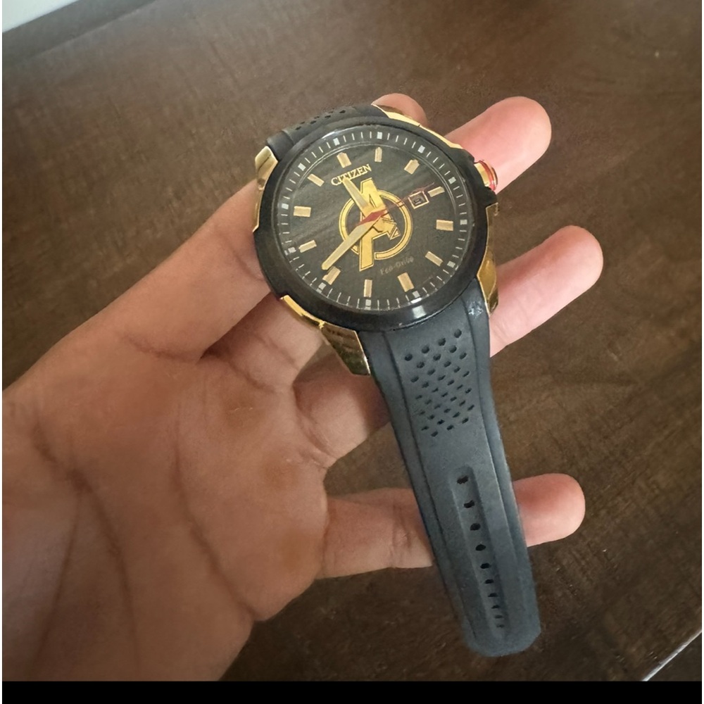 Citizens watch